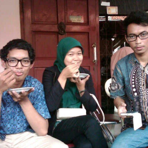 70% bekasi + 30% boyolali
Tomcat fc..| **** ♡ 
Tukang beras+kue kering