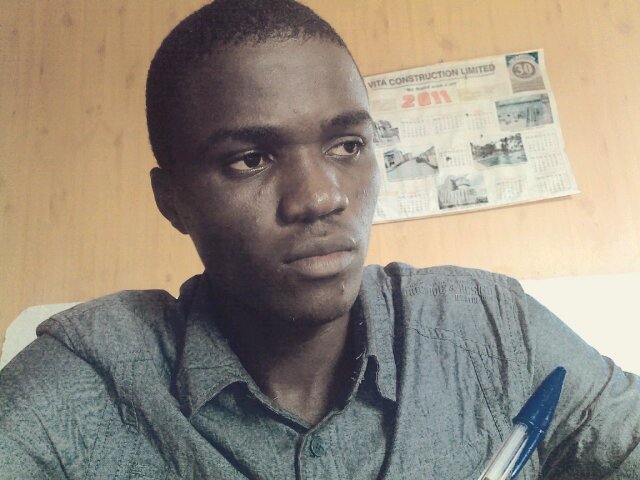 arcchris119's profile picture. Simple in nature