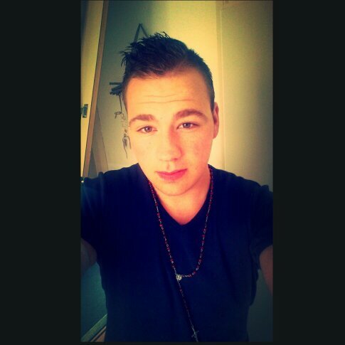rapper/producer: @iRedBandBro   instagram: jordi_drent  |snapchat jordi_drent