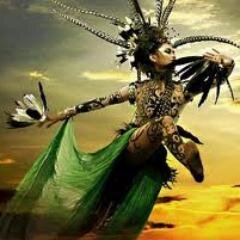 Berhenti bicara, Mulai berkarya.
Abaikan smua kata pengekang imaginasi.