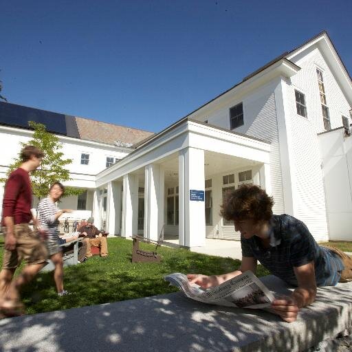 The Office of Sustainability Integration at Middlebury seeks to connect, inspire, learn, act, and tweet for a happy and healthy future.