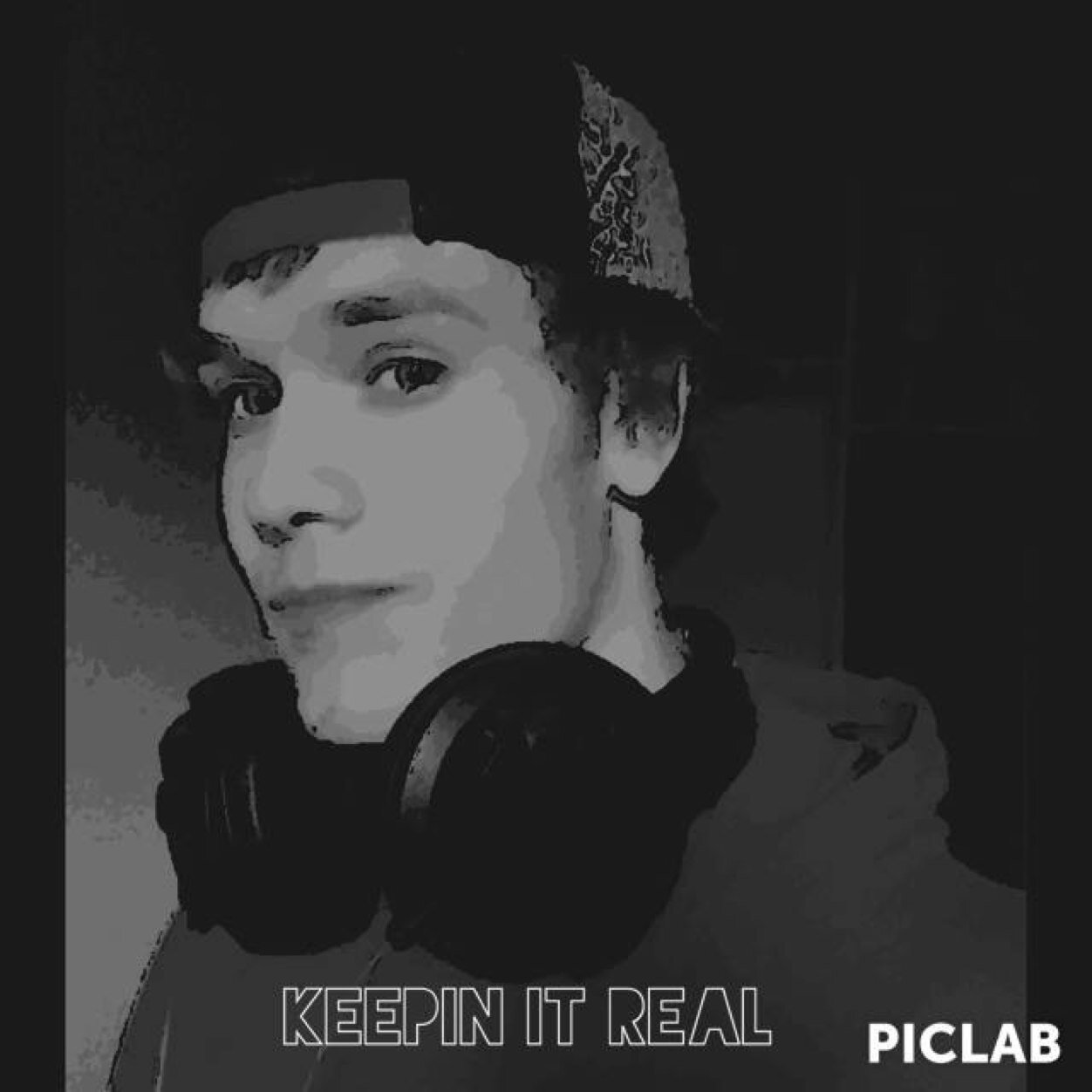 Droppin' Beatz & Spittin Rhymez                     (Rappin•is•my•Passion) (Self•Made) (Self•Paid) (Hustle•Hard&Work•Hard) (SWISHA-SWAG)