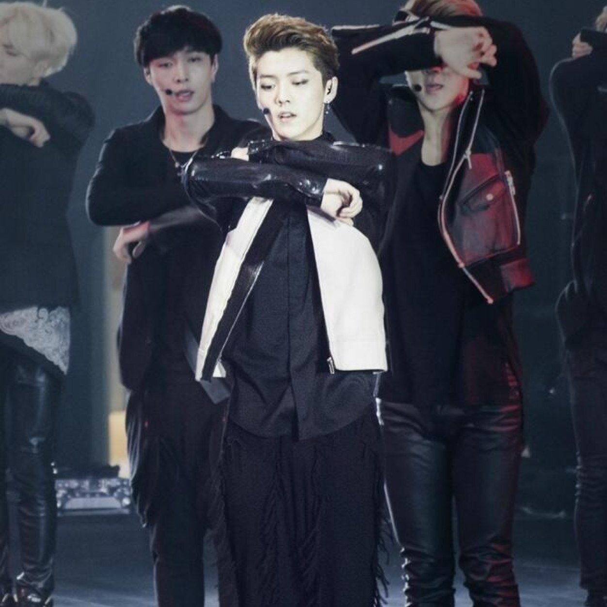 [lead dance&vocal] @94oxehun's @kim5uho's @osehunnexo's brotha