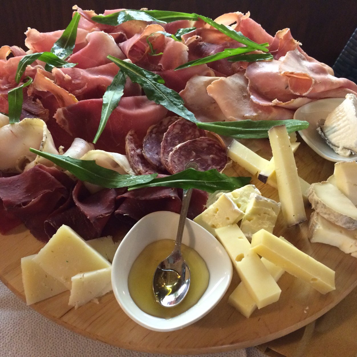 Ristorante wine bar nel pieno centro storico di vico del gargano ricavato in un vecchio frantoio