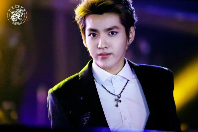 รักพี่คริสตลอดไป #GALAXYFANFAN แอคนี้ฟอลฟรีไม่ต้องฟอลเคปะ เชิญอันนี้นะ.@_PumPui614