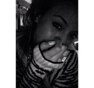 forever_5H_'s profile picture. Don't  follow this account , is a free follow because i love you :)