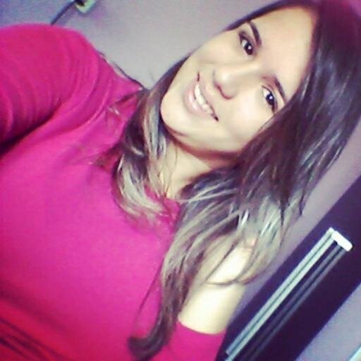 Sem apego. Sem melancolia. Sem saudade. A ordem é desocupar lugares. Filtrar emoções .