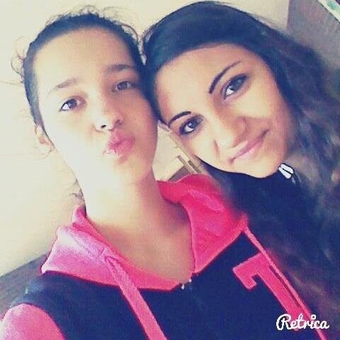 ϟƘƦƖןןΣX 
lieve zusje @Sweerts22  hou van jou!Lieve huisgenootje @annikakuiper xx me maatjes @kusjeskimmy en @xLisa_m xx