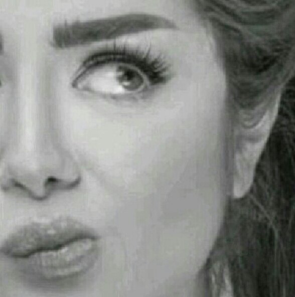 ‏‏نرجسيه جدا احب الترف والاناقه واججيد صنع السعاده لي ولمن حولي فاينما ذهبت تححل السعاده عذرا ادم ضع لقلمك حد