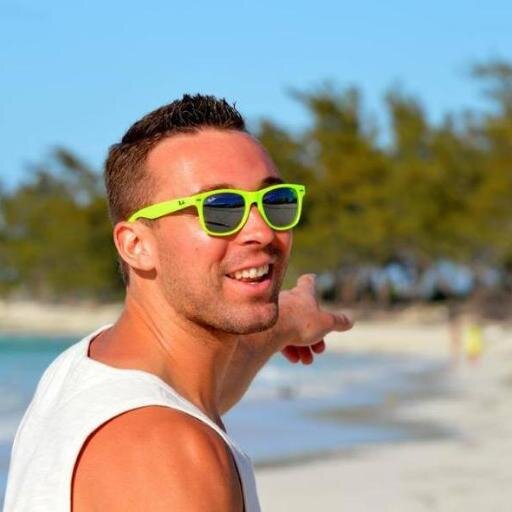 Sales Magician @colocrossing | 
I make magic happen. Just a dude that loves the grind, people, and Twinkies. #servers #privatecloud #datacenter