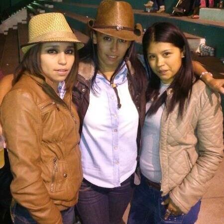 Soy de l@s que tenemos dos vidas, la nuestra y la que la gente nos inventa!!!!!! ;D