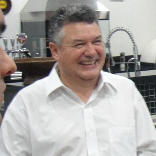 Executivo, Logista, Vice-Presidente da #CDL e pai da Isadora. #Brasileiro, Paulistano de São Bernardo e cozinheiro italiano amador. :)