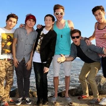 Taking Risks, Making mistakes But Never Regret Them Because it makes us who we are ♥ I Love @ConnorFranta ♥ Our2ndlife is my life ♥ #Directioner #O2L #Lovatic