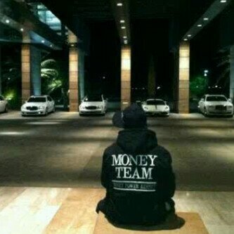 quakes_1's profile picture. a champ re invents himself..in every fight he is reborn...fear ends when faith begins..