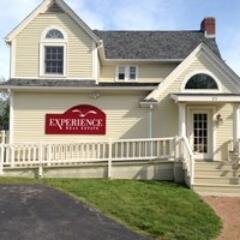 Located in South Kingstown, RI. Helping Real Estate agents, buyers and sellers come together for positive, experienced real estate transactions.