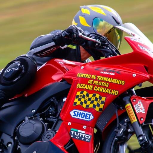 Centro de Treinamento de Pilotos Suzane Carvalho.
Cursos, aulas, treinamentos, palestras e coaching de Pilotagem de Competição e Direção Defensiva e Evasiva.