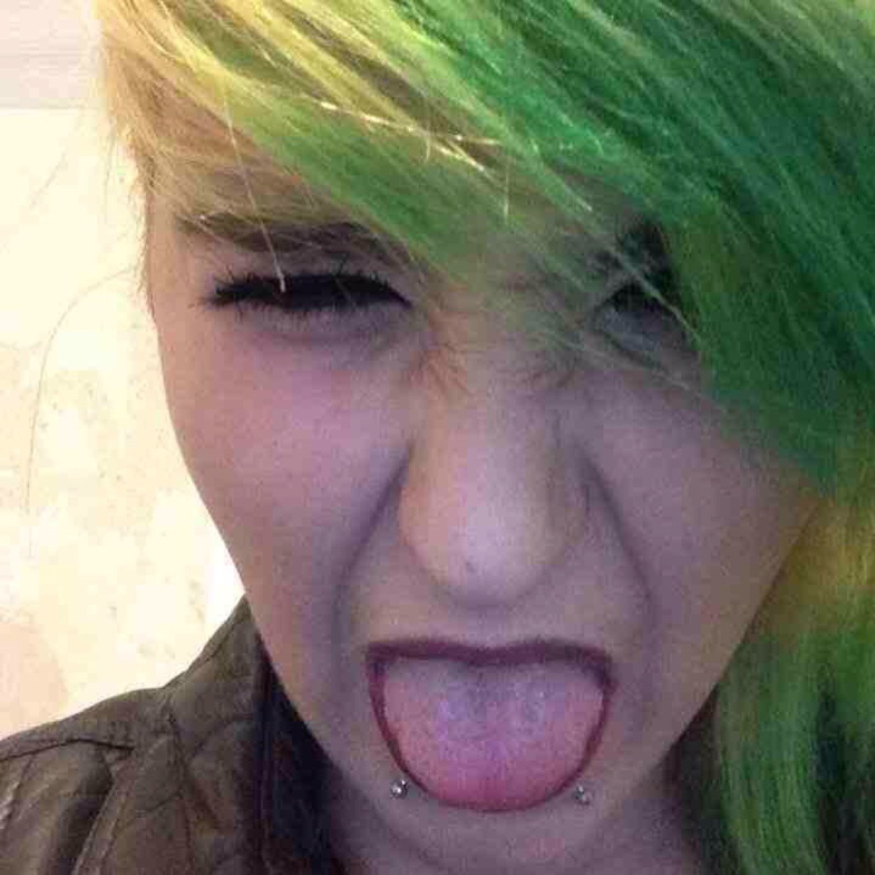 SammieJammieCub's profile picture. I come up with saying off the top of my head and I love to party. I have learnt the hard way in life and now I just enjoy my life we only live once :)