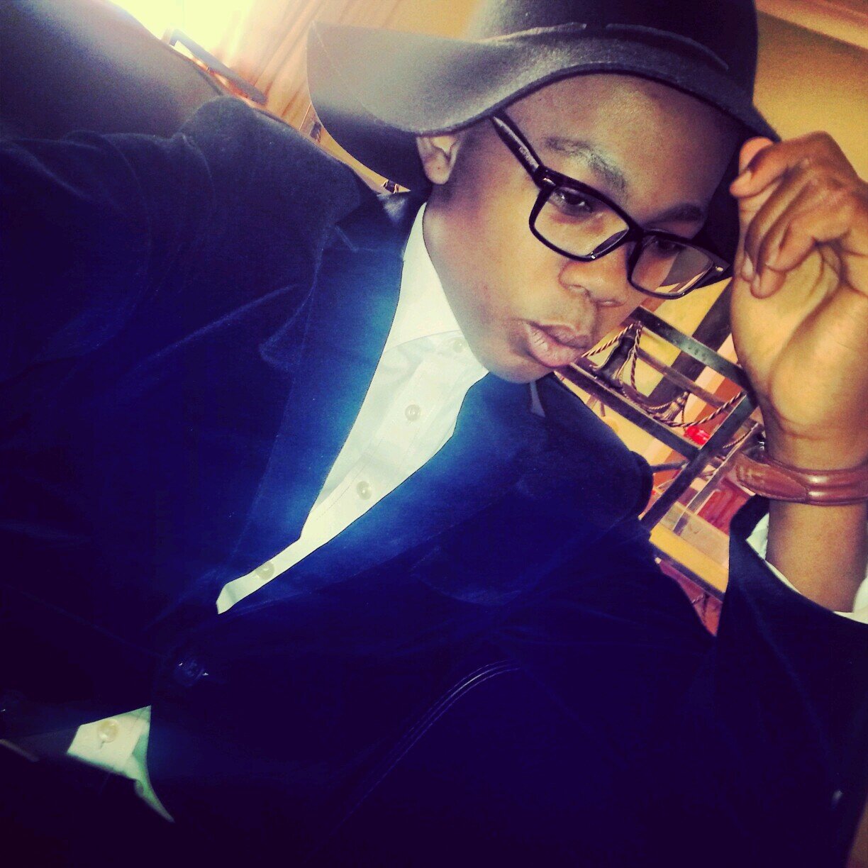 I'm a believer, In GOD I trust,k appreciate me for who I'm not for what I have, I think bold, I'm an achiever and I'm ambitious never settle for second best!!!