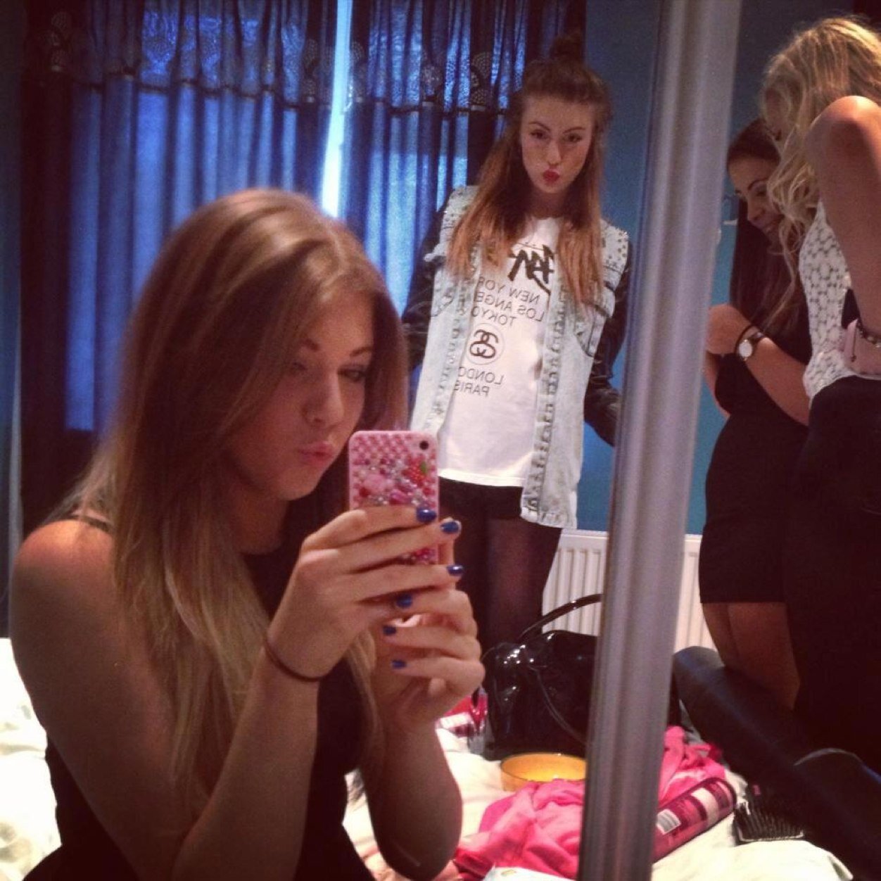 laurenleah92's profile picture. Dream chaser. Drum and Bass Raver Marjiuana consumer