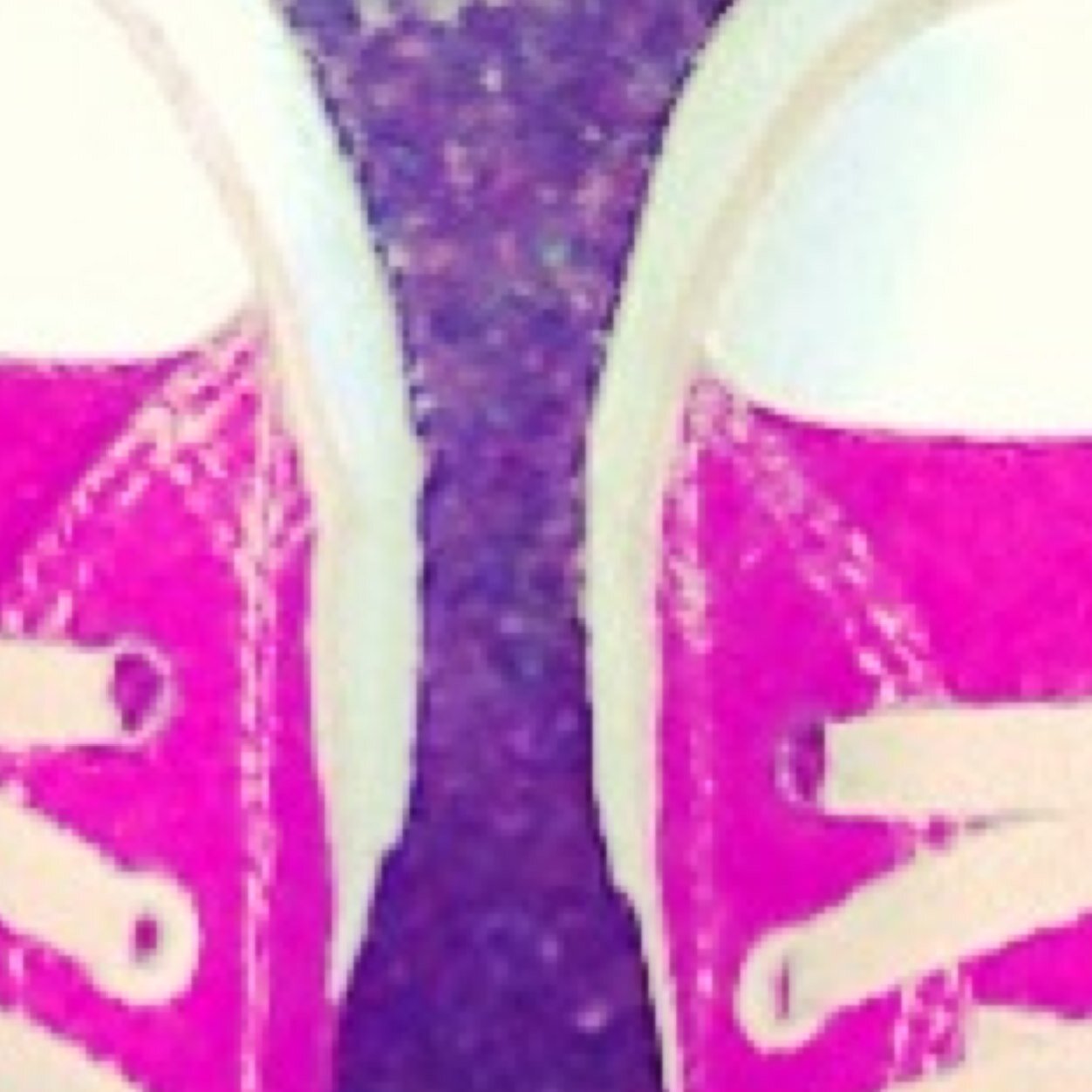 Follow i follow back !!:)