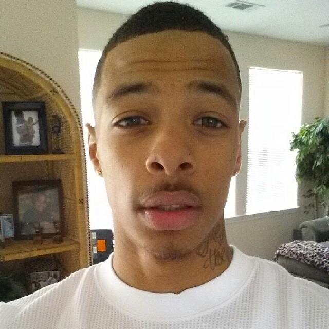 Marcus.20.Texas: HACKED AT 26,0000 help me get my followerss up !