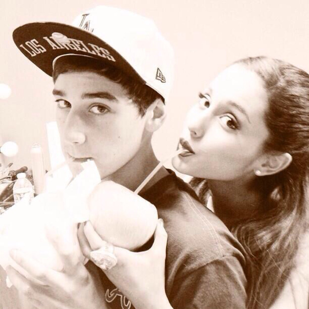 ❤️@jaicbrocks1 is all i need to be happy❤️ • singer/songwriter• {RP/FL}
