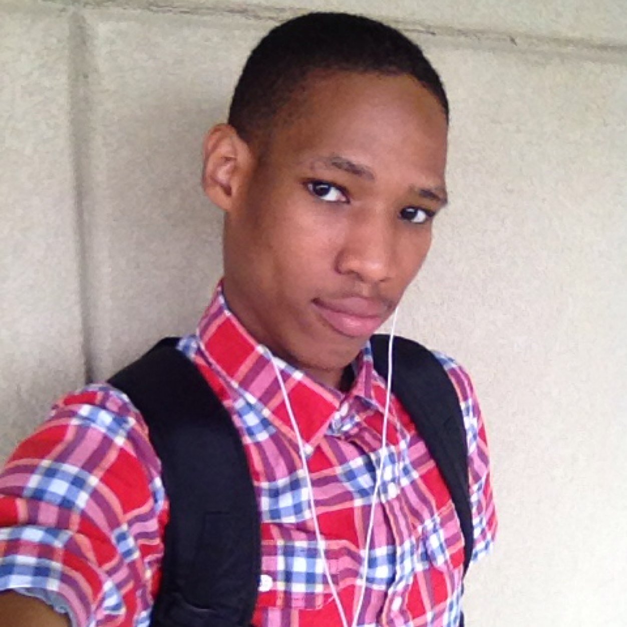 bronxbaddboi's profile picture. I'm a straight dude meaning i like girls but i love meeting new people race sexuality dont matter your human.. Kik(bronxbaddboi)