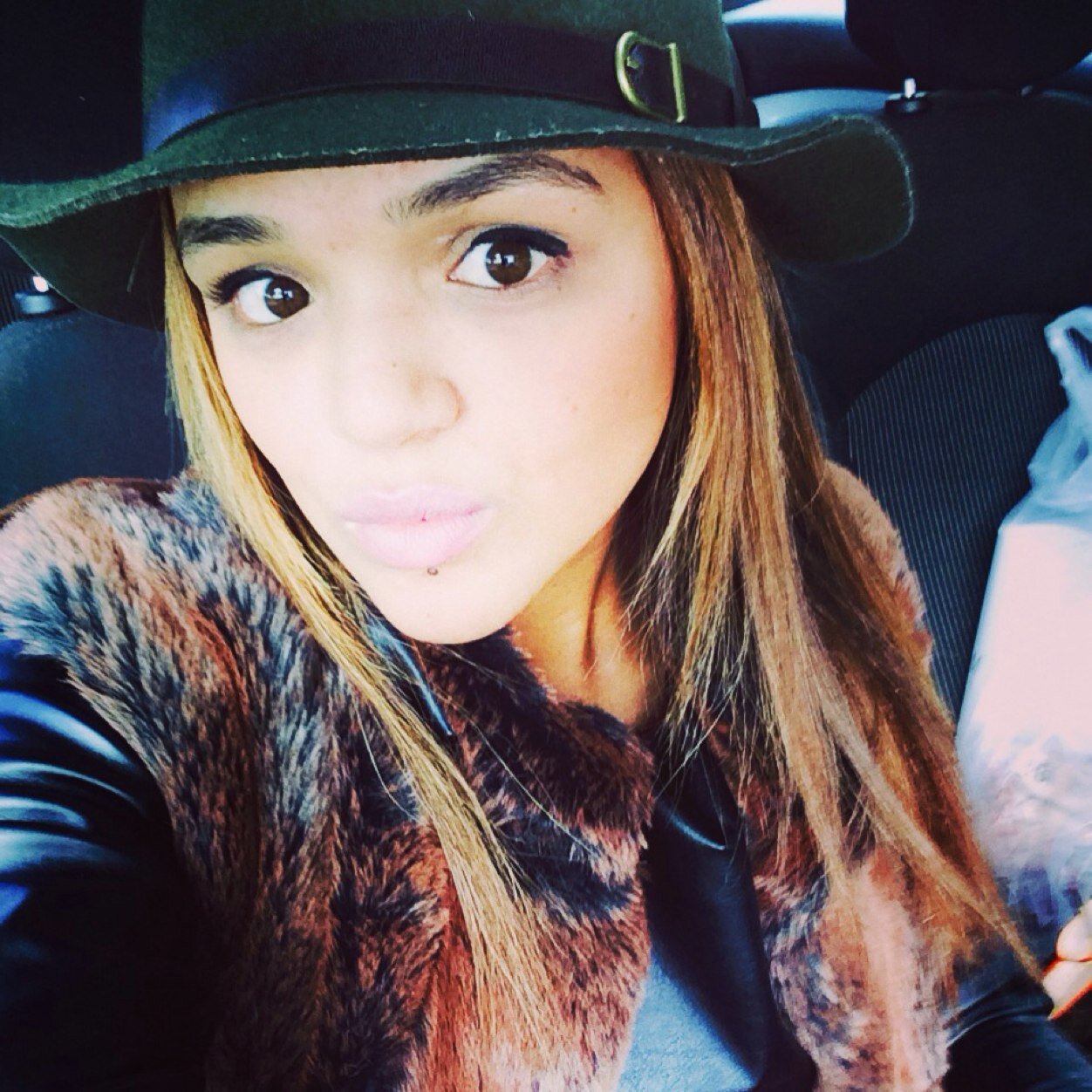 faizadavids2's profile picture. 