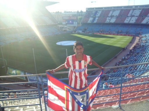 Atlético de Madrid👑                                                  
Fernando Torres⚽
Melendi🎶
Mountain Bike🚵                     
Marketing y publicidad 📚