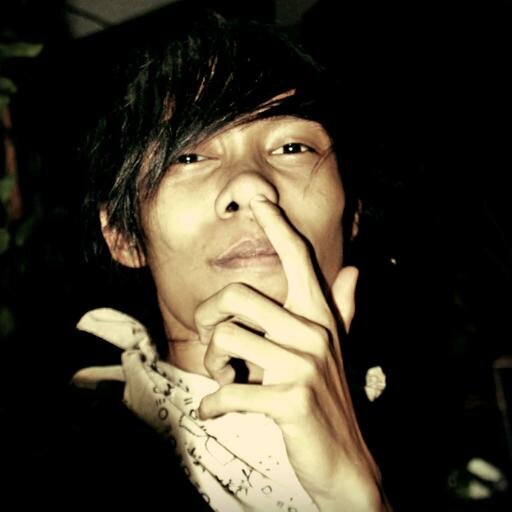lalu lalang,
lalu ilang,