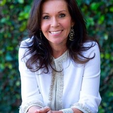 soldbylucia's profile picture. Realtor Extraordinaire in Scottsdale, Arizona! Fulfilling all your buying and selling needs.