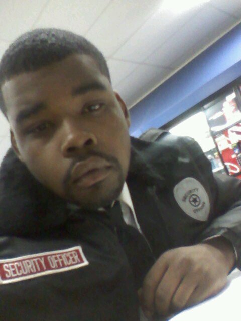 Just working as hard as i can to reach my goals. RiP TMan. Last Pg _imported. Crockett Tech. Alum '11. 	Still in the clouds #Cloud 9