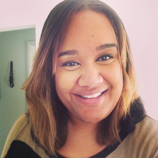 DanniebelleW's profile picture. just smile + laugh...