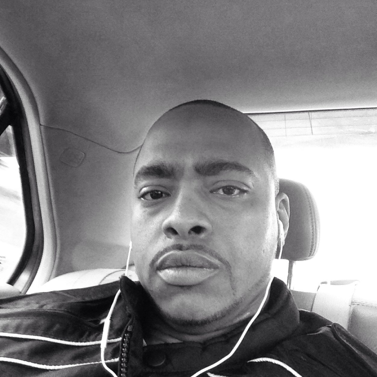 shawnwe32742772's profile picture. 