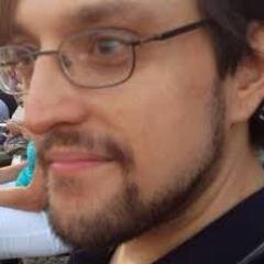 Giornalista col pallino del diritto e della criminologia, amante del basket.