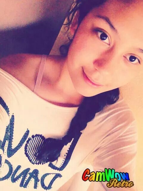 Hi! I'm Directioner Mixer, Selenator, 5SosFamily.. follow me!! follow back... i love One Direction xx