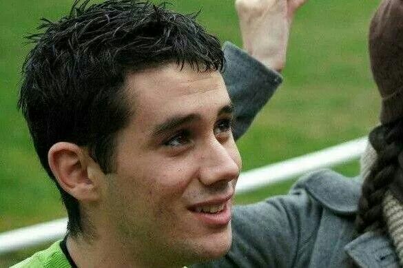 adri_c8's profile picture. 