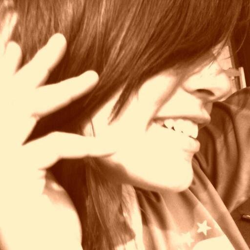 sou cuases imposivel de si ter tenho muito peterdentes  :.::::..:::.:..::::que mi conhece entao me sigue:::..:::...:.:::::.::.:.:.