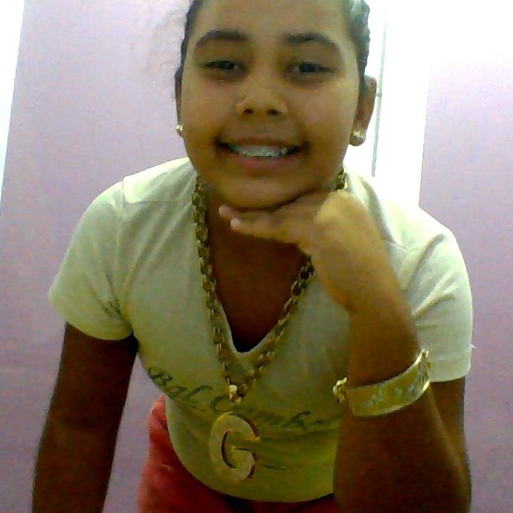Mas quem pensou que ela tava, depressiva em casa
Só porque o namorado terminou com ela.