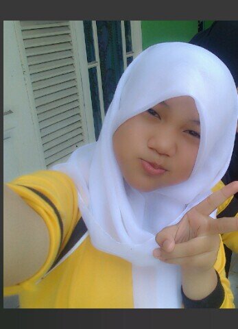 Rina_Aliyah3's profile picture. i love you m.ibnu.renaldi 07-05-14