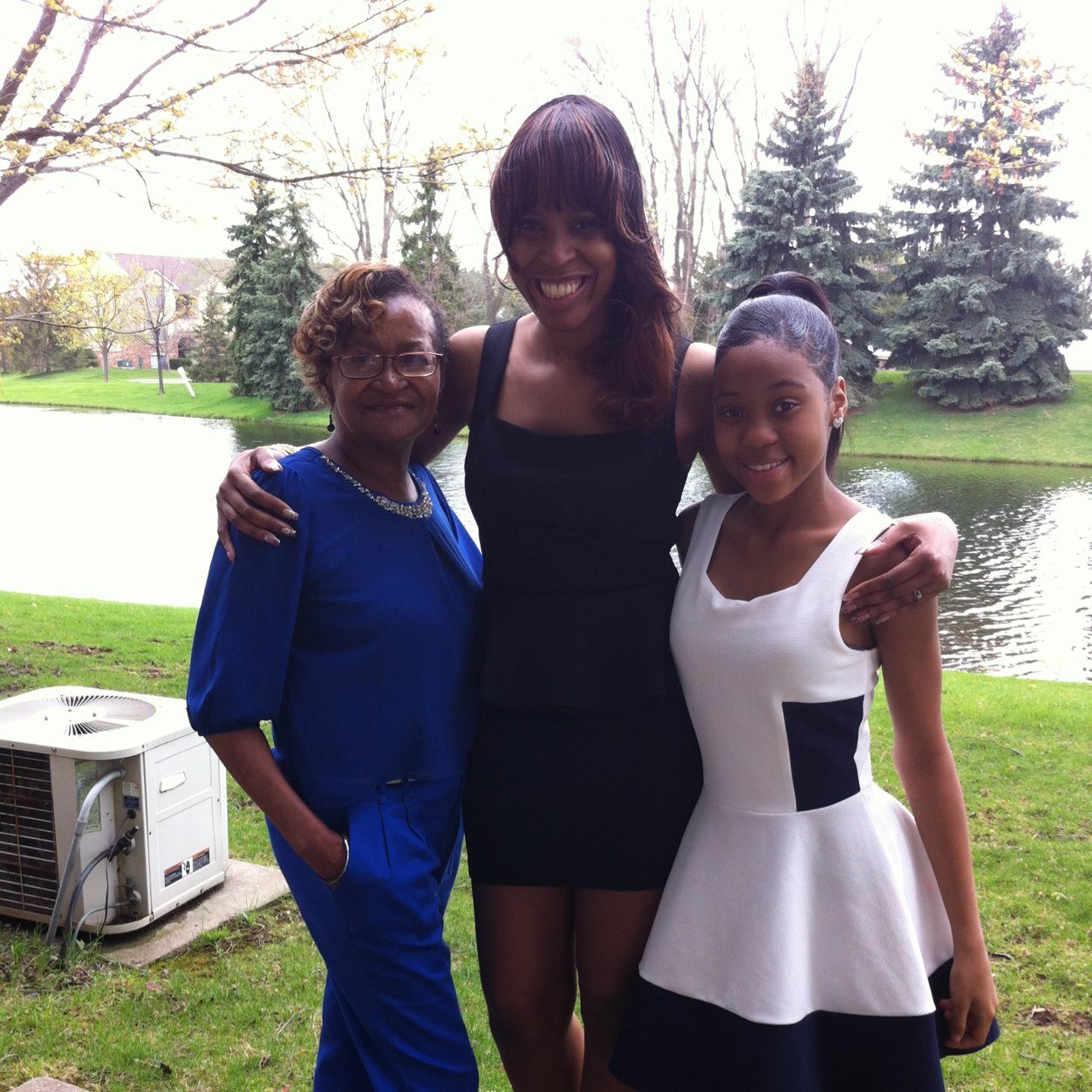 ksyoungburch2's profile picture. Wife💍/Mommy👶🏽/Vlogger👩🏾‍💻@KSYTV1