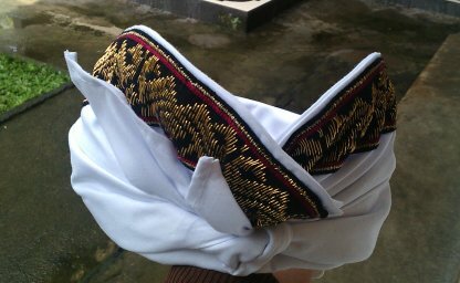 Spesialis Tenun Ikat Endek Bali & Pakaian Adat Bali