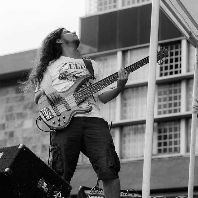 Free spirit Bassist/Composer/Arranger. Devoted bass player for @DropDestiny. Music is my life!