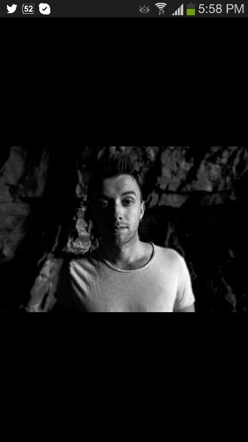 The Most Entertaining Dj That Doesn't Stop Moving. --   |Resident DJ for Floorplay Group|                             ◀★★Dance-Å-Holic Radio ★★▶