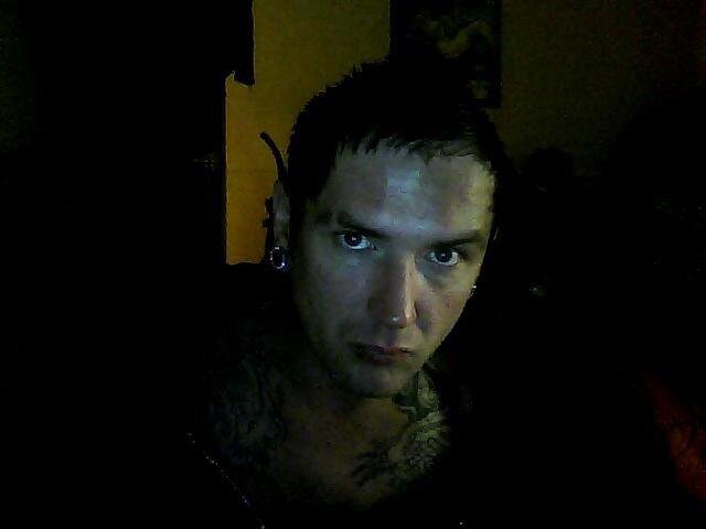 Artist/budding film maker / horror/metal/thrash /tattoos/motorbikes  and general redneck zombie lover