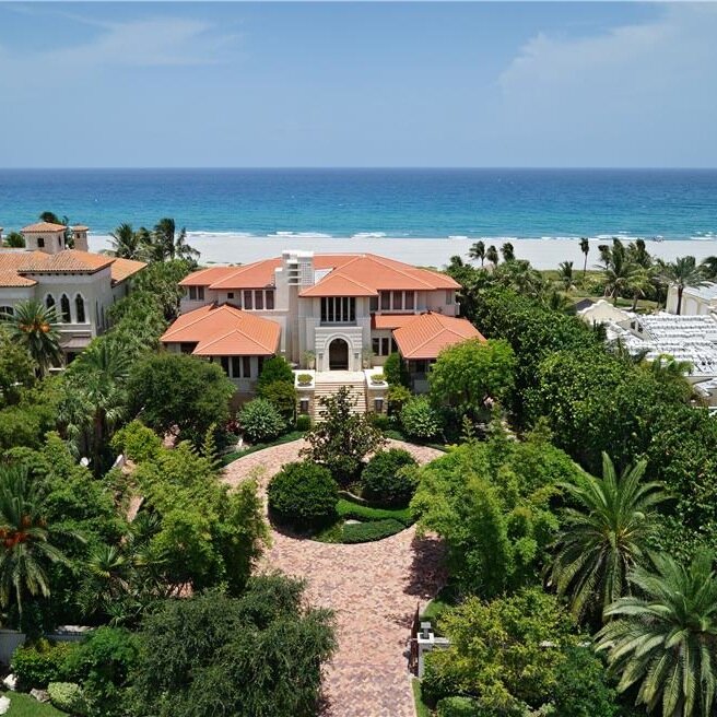 Luxury Vacation Property in the Cayman Islands! Interested in staying? only $300 for one night!