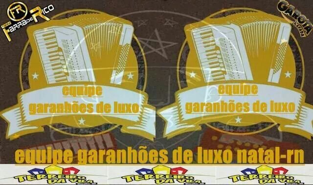 a equipe que é diferente porque é uma equipe que trabalha com divulgações dos melhores shows...agradeço a todos que curtiu nossa pagina e a quem nos segui vlw..
