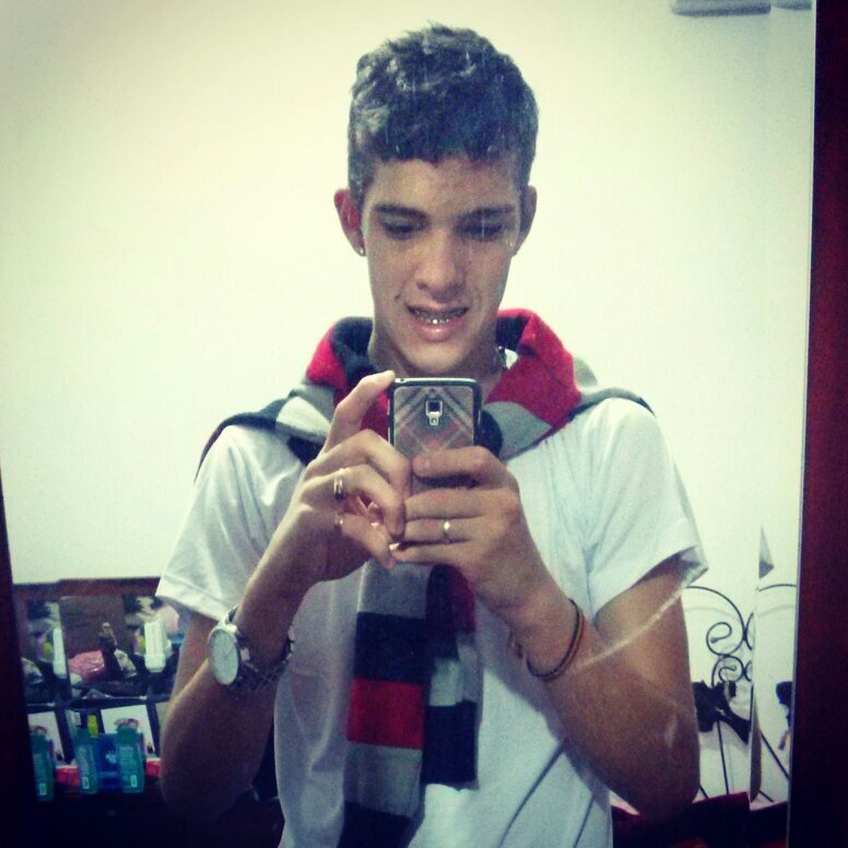 Cada dia q passa eu te quero mais e mais meu amor, vida eu so sei te querer e nada mais, vida eu te amo mais q td nesse mundo ♡ @jennif3rbend3r_