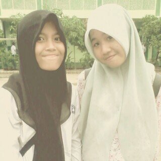 KutilKudis♥ Nih akun pribadi nya Kutil:@Revitaamelia5 Kudis:@Anggieputriutam
