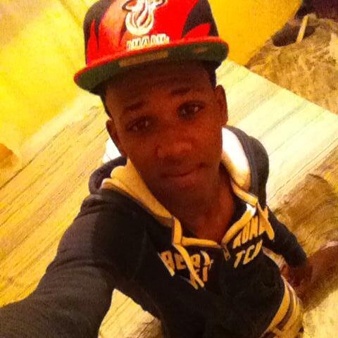 @mecotizo06 I ♥ Iησcєηтє xD